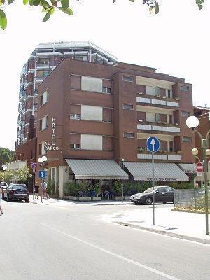 Albergo Al Parco Градо Экстерьер фото